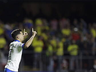 Coutinho brace as Brazil beat...